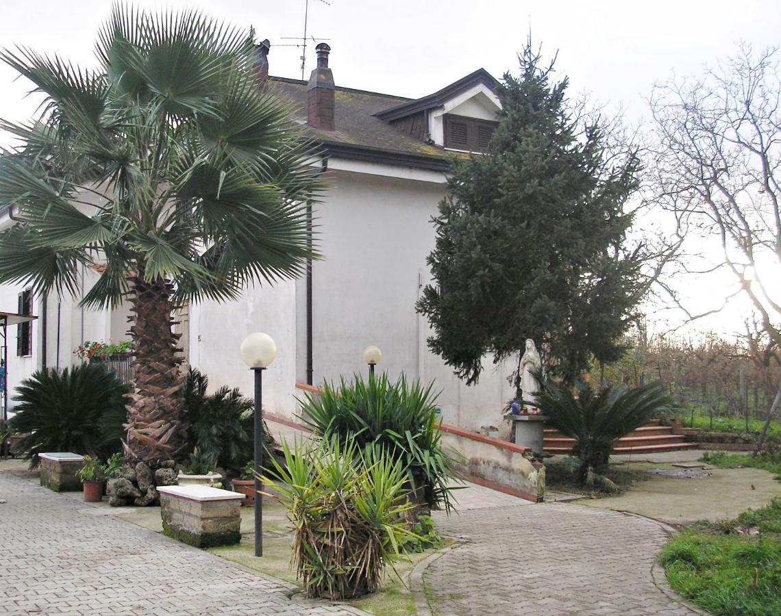 Appartamento Per 4 Persone Acerra エクステリア 写真